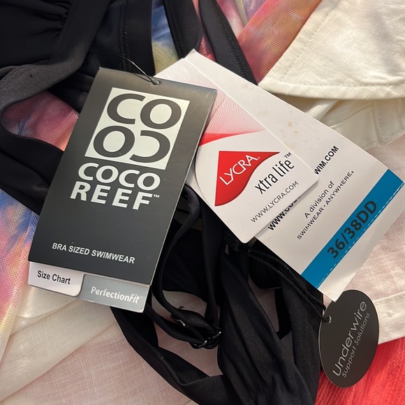 Coco Reef bra sized swimwear - Picture 5 of 6
